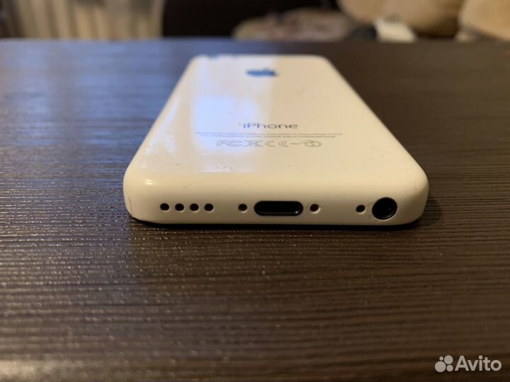 iPhone 5C, 16 ГБ