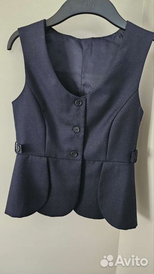 Жилетка для девочки школьная