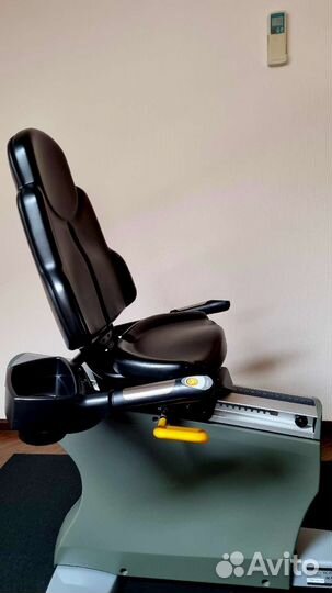 Велотренажер Matrix горизонтальный бу