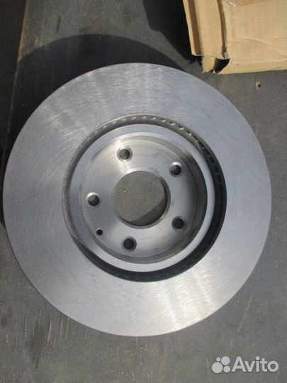 Диск тормозной передний вентилируемый правый Mazda