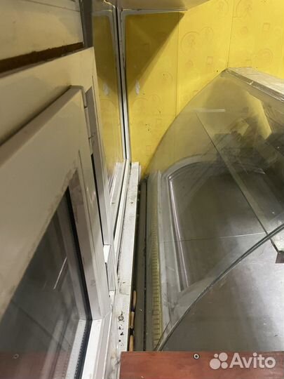 Холодильная витрина бу