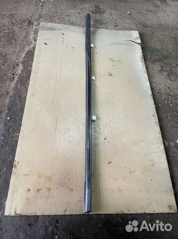 Антара молдинг стекла передний правый бархотка