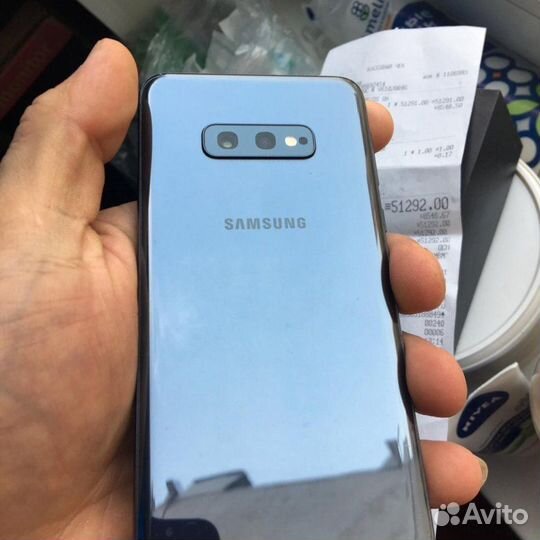 Samsung Galaxy S10e, 6/128 ГБ