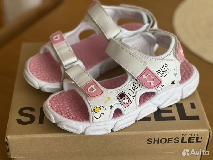 Сандалии для девочки