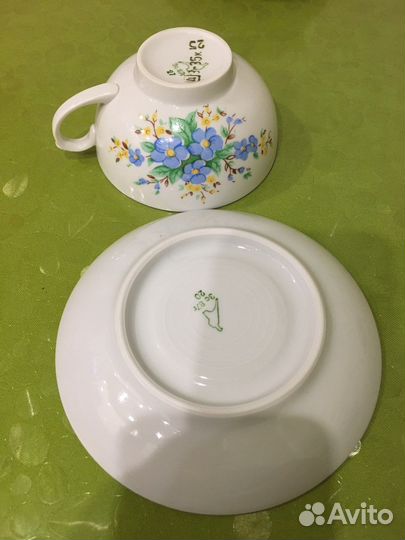 Чашки и блюдца Дулево