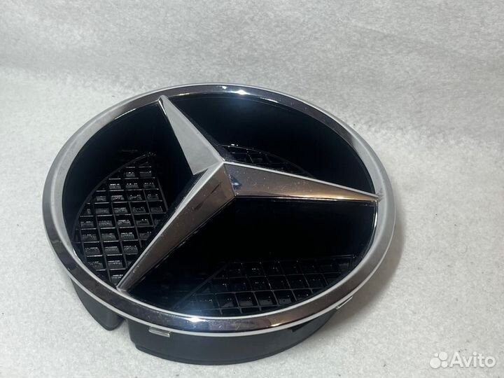 Эмблема решётка радиатора Mercedes E-class W212