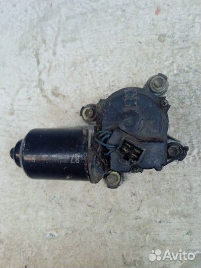 Моторчик стеклоочистителя передний MB623287