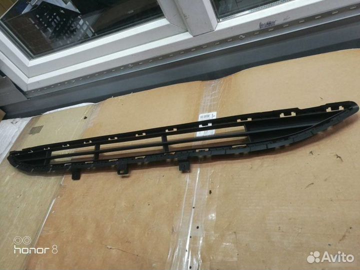 Решетка бампера Hyundai Solaris 2014-2017