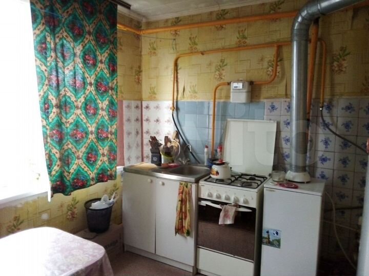 2-к. квартира, 46 м², 3/3 эт.