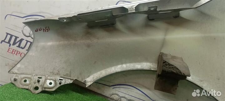 Крыло переднее правое VW Jetta 2005-2011