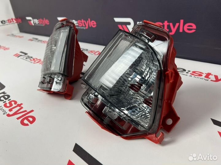 Катафоты Lexus LX450d с 2016 R2296