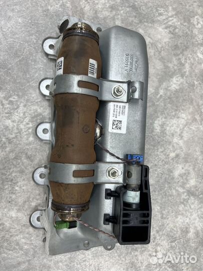 Подушка безопасности в торпедо BMW F10 F11 F18