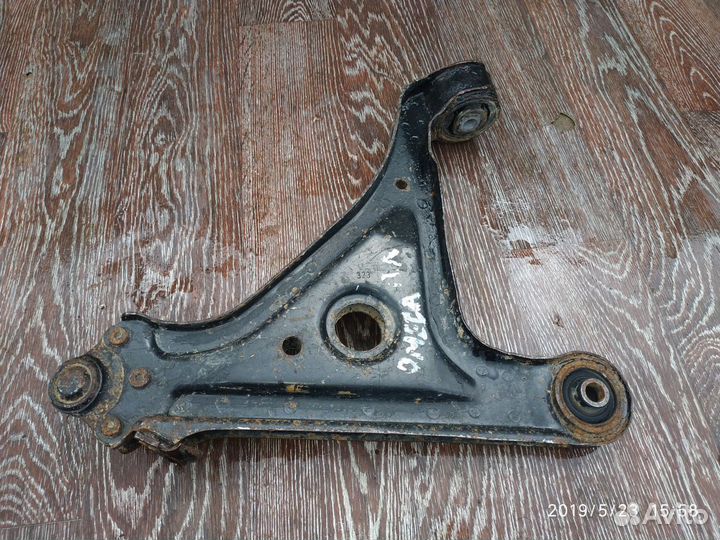 Рычаг передний левый для Opel Omega B 1994-2003