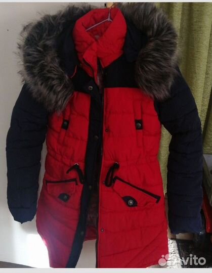 Пуховик на девочку