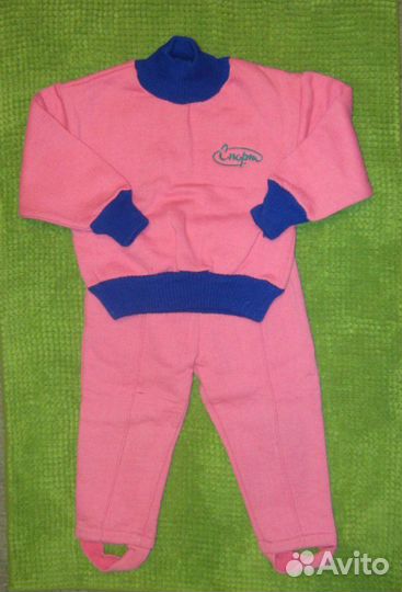 Костюмчик теплый новый