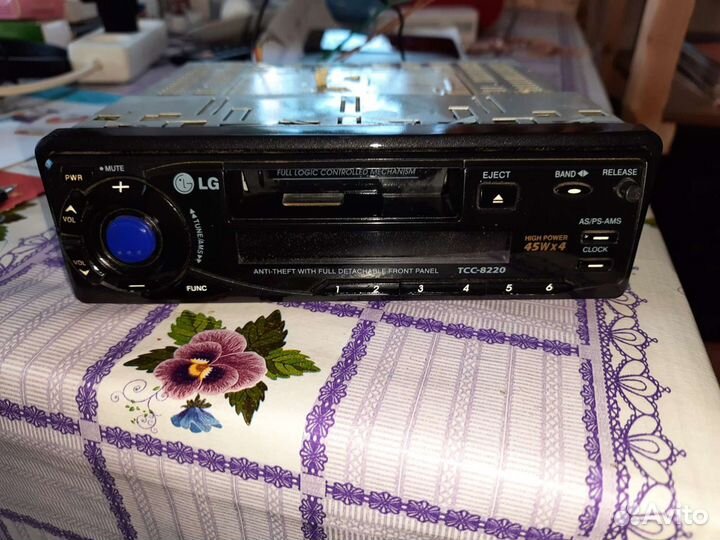 Автомагнитола кассетная LG