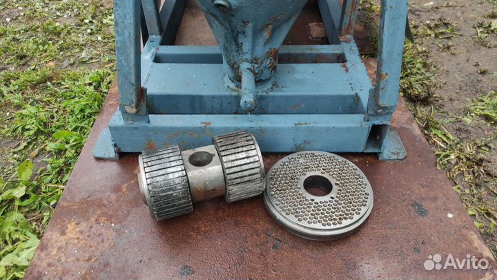 Гранулятор для комбикорма