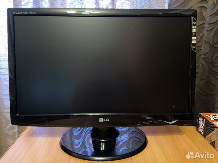 Монитор LG 22