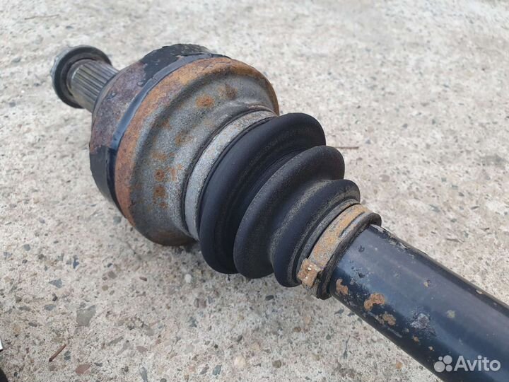 Привод задний (шрус) левый и правый для BMW E65