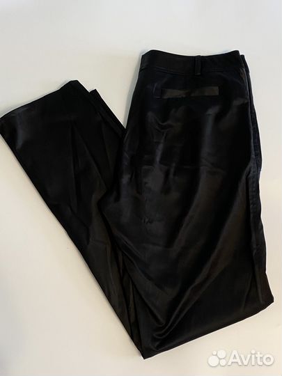 Брюки черные 44