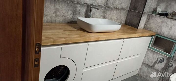 Столешница из массива для ванной комнаты