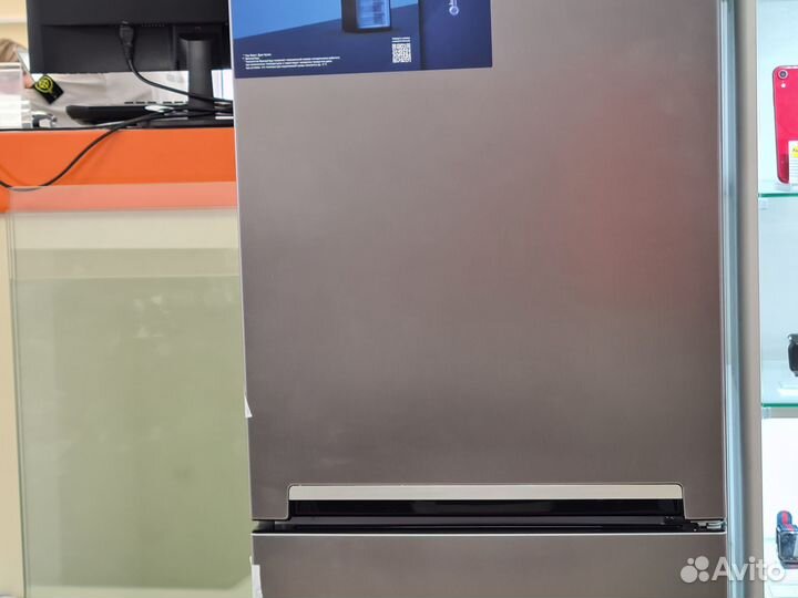 Холодильник Beko rcnk 335E20 VX