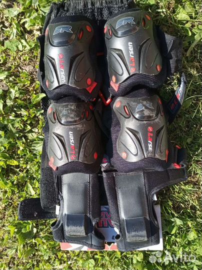 Коньки роликовые, шлем, защита