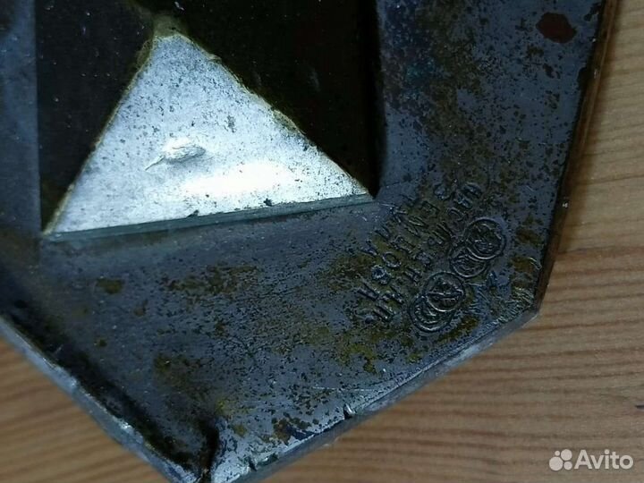 Царские дверные ручки с клеймами