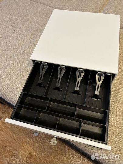 Кассовый ящик