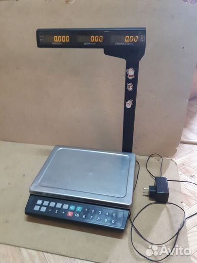 Весы настольные электронные