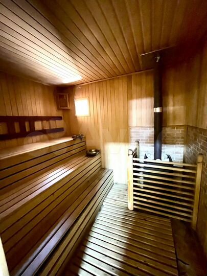 Дом 167 м² на участке 10 сот.