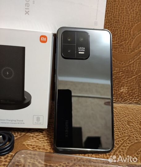 Xiaomi 13, 12/256 ГБ