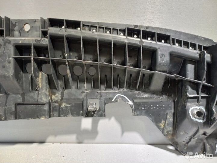 Пыльник передний Toyota Auris 2011