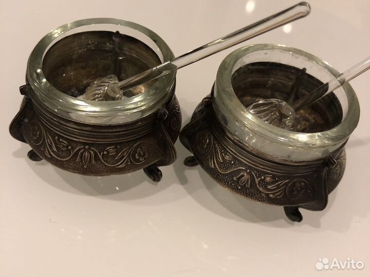 Мельхиоровая солонка