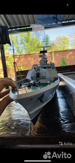 Модель корабля радиоуправляемая