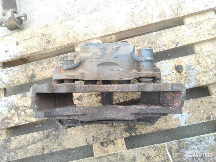 Суппорт тормозной задний левый Daf Xf 106