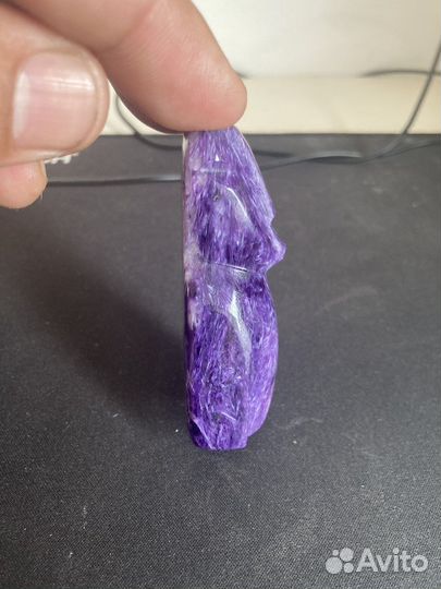 Камень чароит