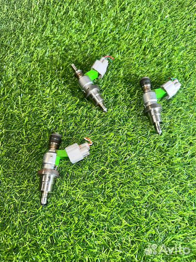 Форсунка топливная 1AZ 2AZ Toyota Avensis 2