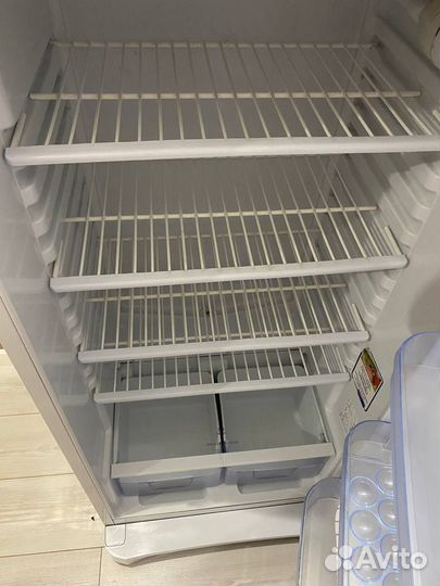 Холодильник б/у indesit