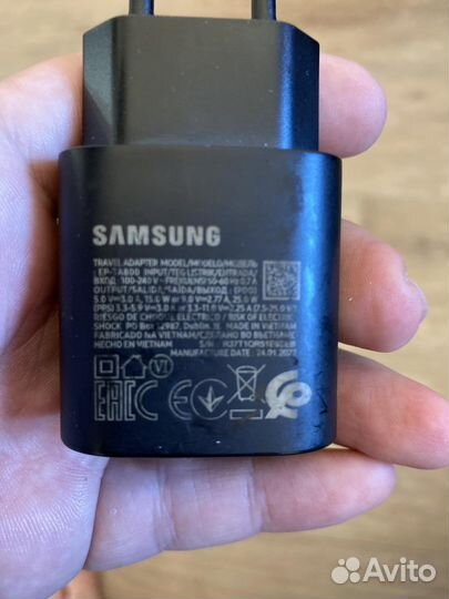 Зарядное устройство для телефона Samsung