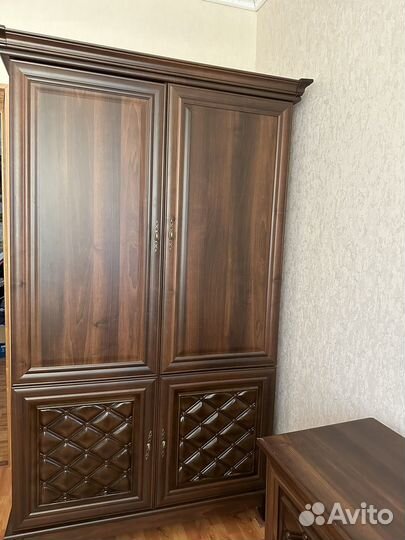 Шкафы и комоды