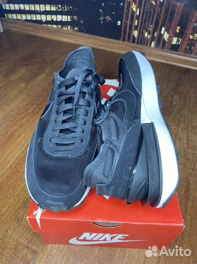 Кроссовки Nike