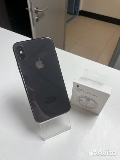 iPhone X 64gb black хороший