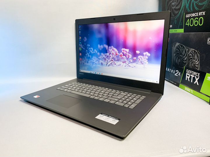 Ноутбук Lenovo 17 дюймов AMD/8Gb/SSD256Gb