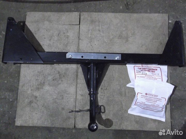 Фаркоп Daewoo Nexia седан 1995-2008