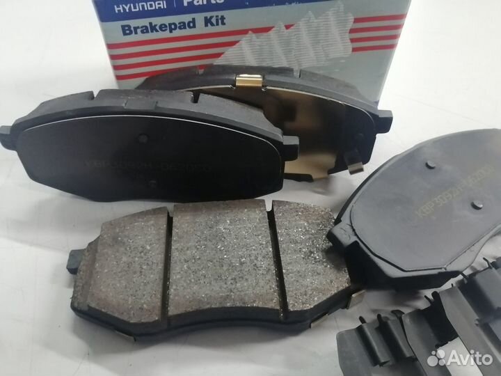 Колодки тормозные передние Хендай Соната. Новые