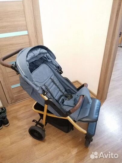 Прогулочная коляска бу carrello echo. Без торга