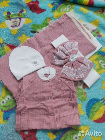 Комплект на выписку для девочки лето