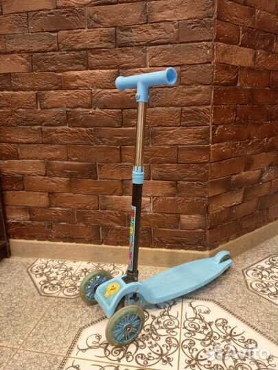 Самокат детский трехколесный бу