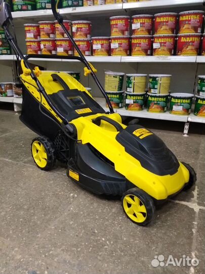 Газонокосилка электрическая champion EM 4118